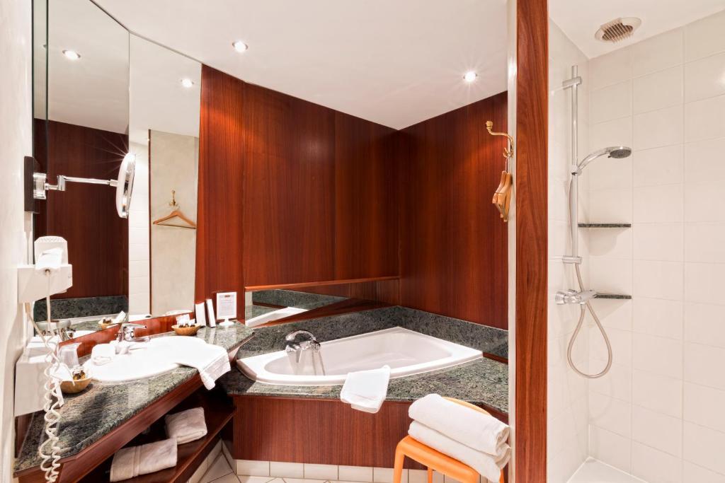 Hotel - Restaurant Le Cerf & Spa Marlenheim Eksteriør billede